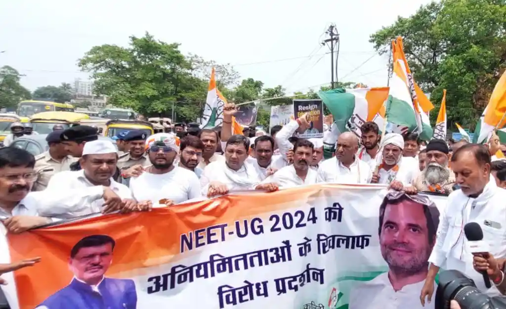 Members of Bihar Congress party protesting against NEET UG paper leak scam.